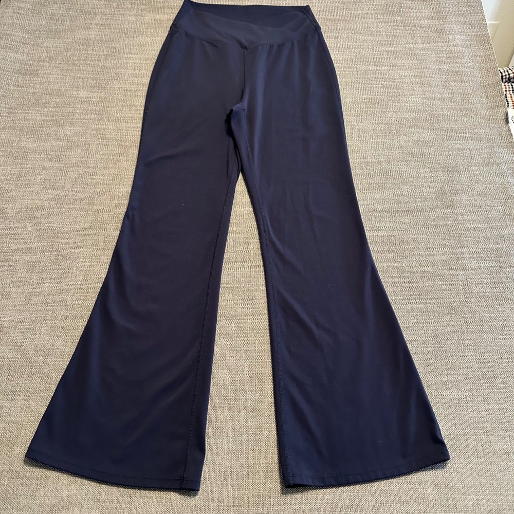 Halara Yoga Pants Women Medium Petite Navy Blue Crossover Flare